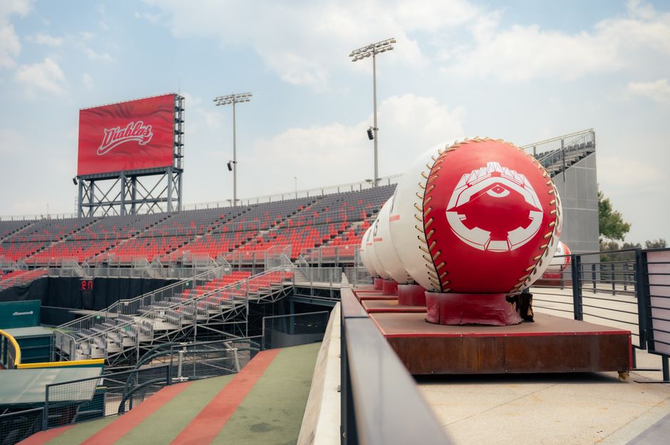 절반의 성적표 — 2026 KBO, 후반기 판도를 읽다